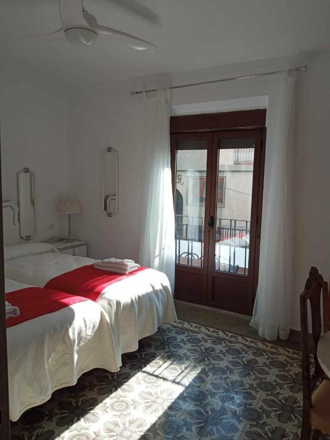 Casa Cueva Rural Vico Ideal Grandes Grupos Freila エクステリア 写真
